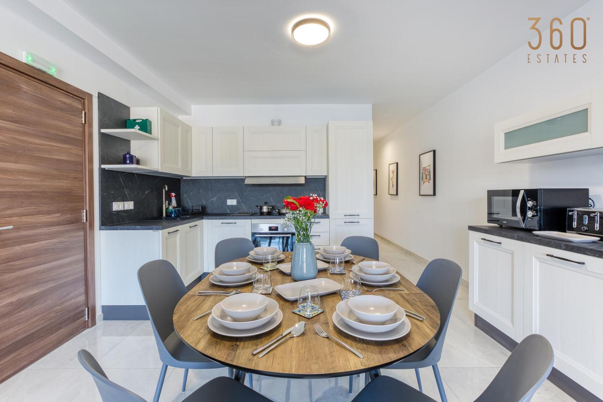 Waterfront 3br Home, With Private Balcony In Xemxija By 360 Estates Apartment *